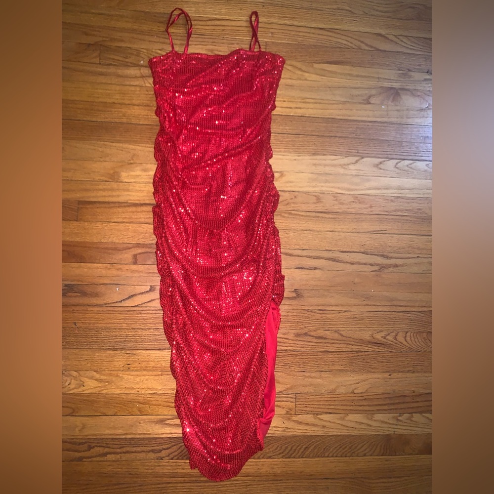 ‼️Red Sequin MIDI Dress‼️